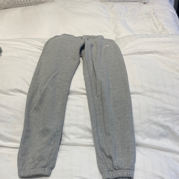 Trendy Champion grey sweats - Picture 2 of 5